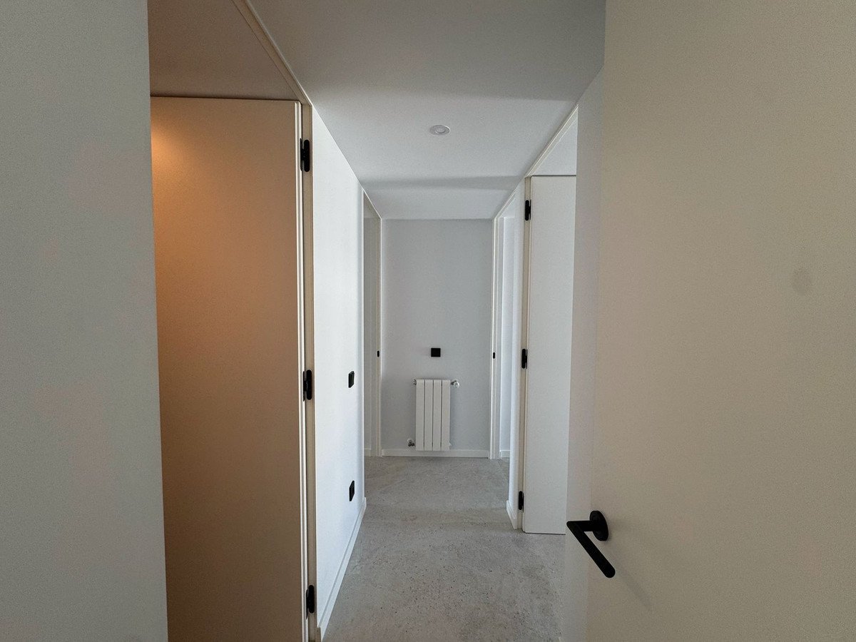 3 Bed Middle Floor Apartment in Marbella