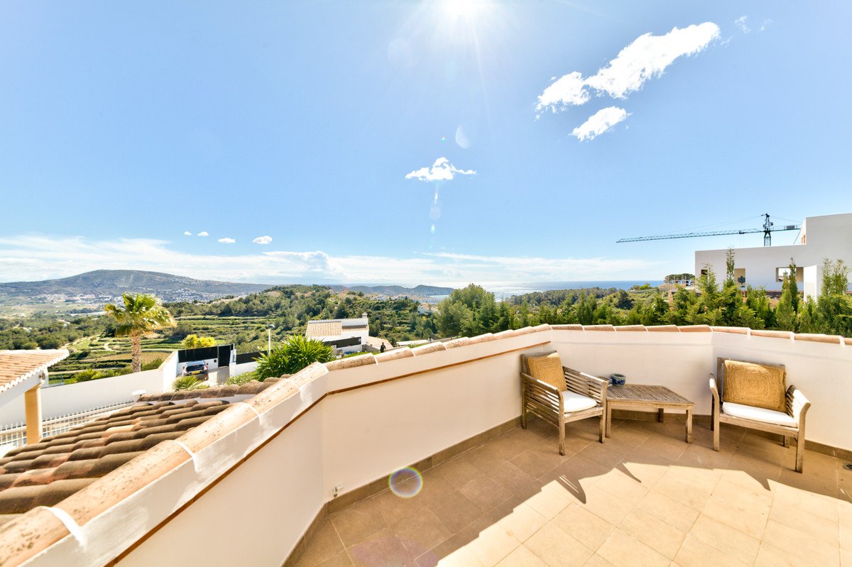 4 Bed Detached Villa in Moraira
