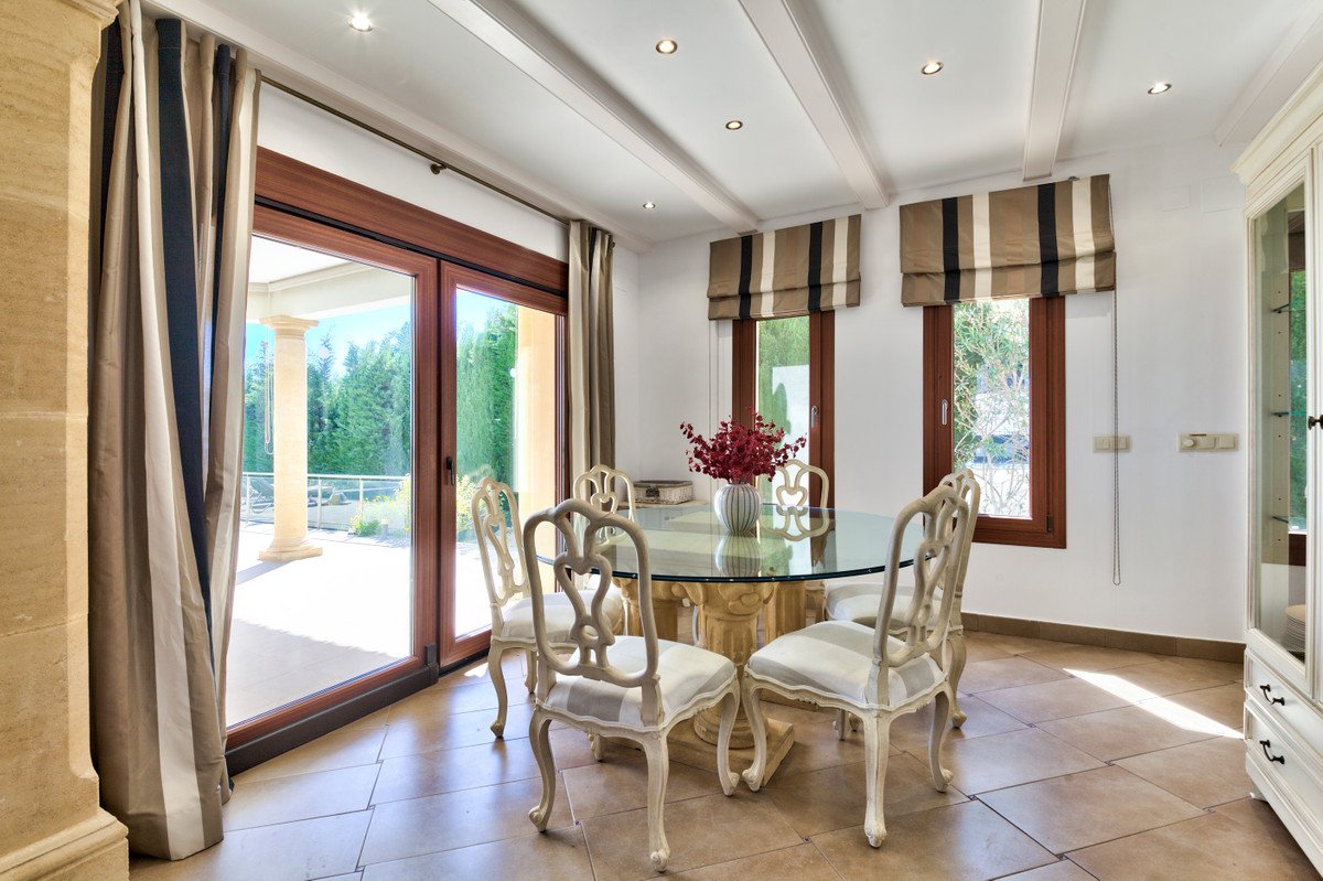 4 Bed Detached Villa in Moraira