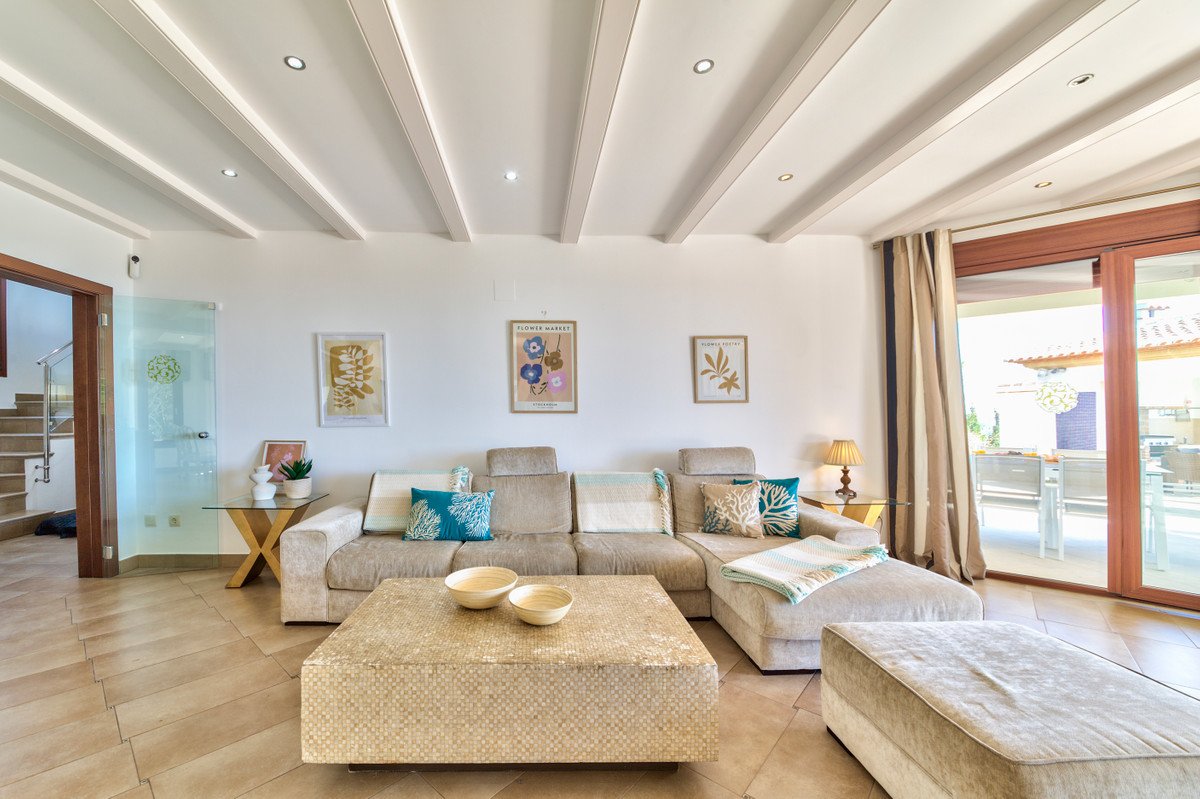4 Bed Detached Villa in Moraira