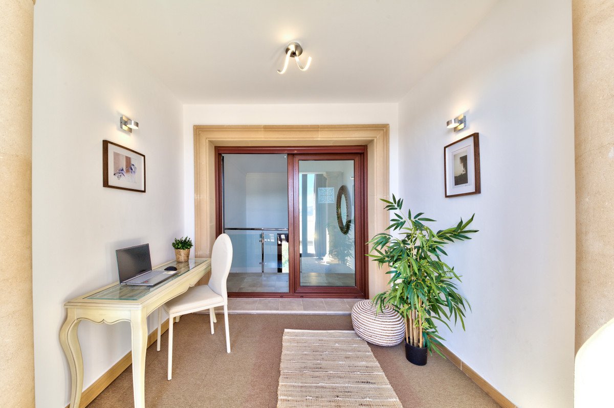 4 Bed Detached Villa in Moraira