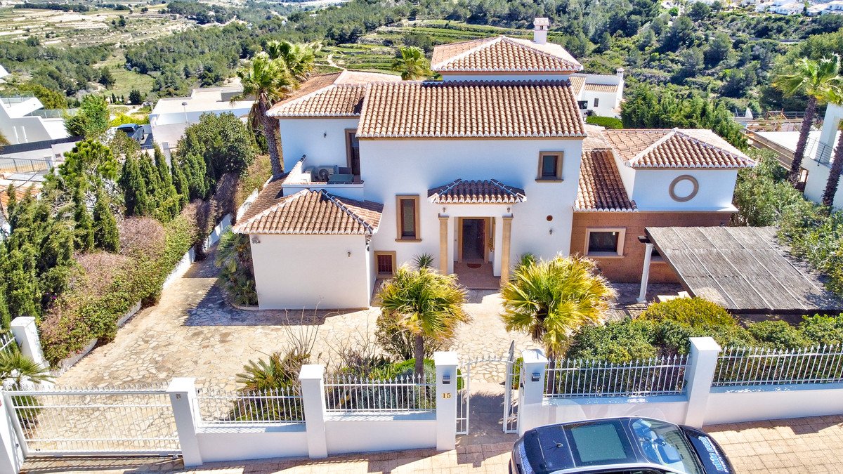 4 Bed Detached Villa in Moraira
