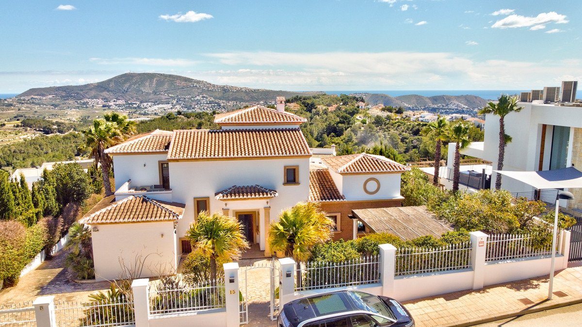 4 Bed Detached Villa in Moraira