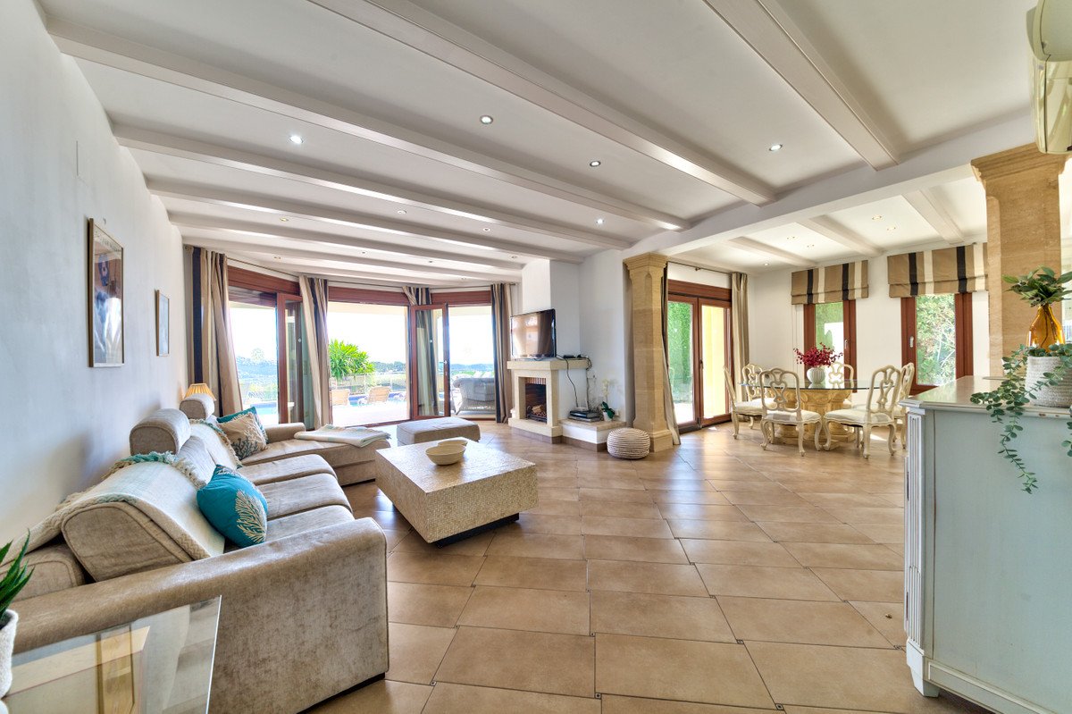 4 Bed Detached Villa in Moraira