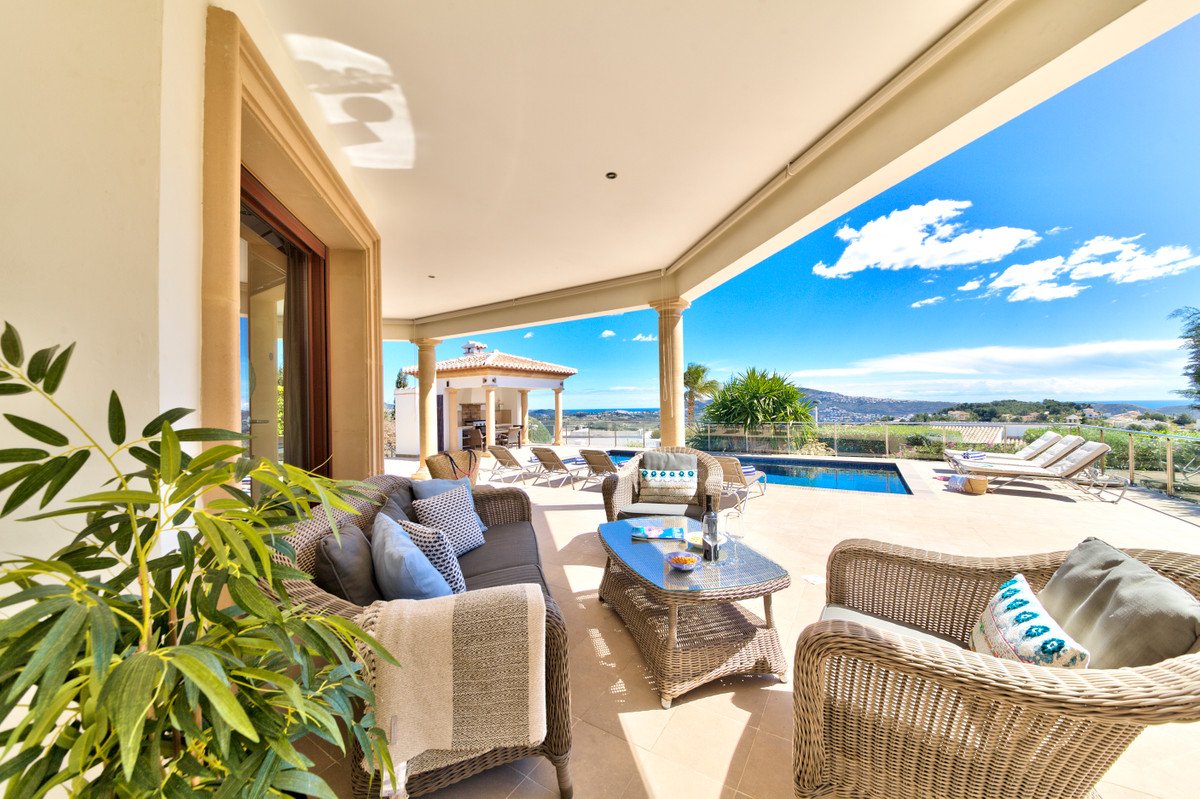 4 Bed Detached Villa in Moraira