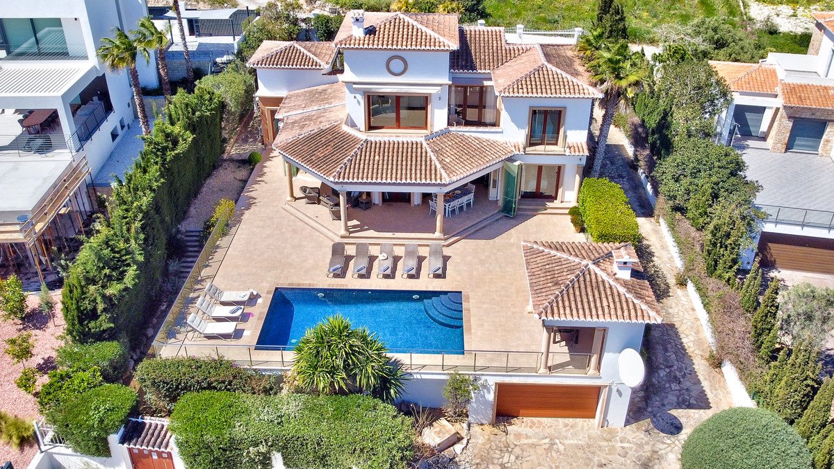 4 Bed Detached Villa in Moraira