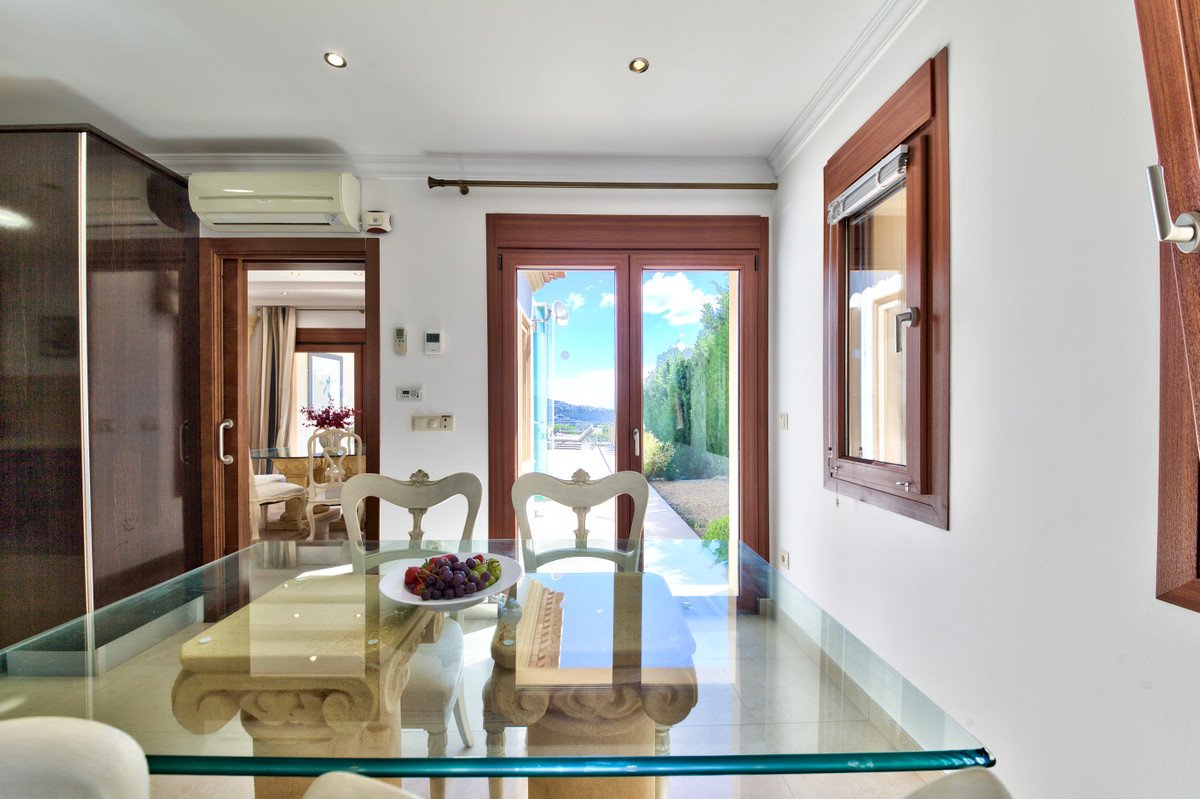 4 Bed Detached Villa in Moraira