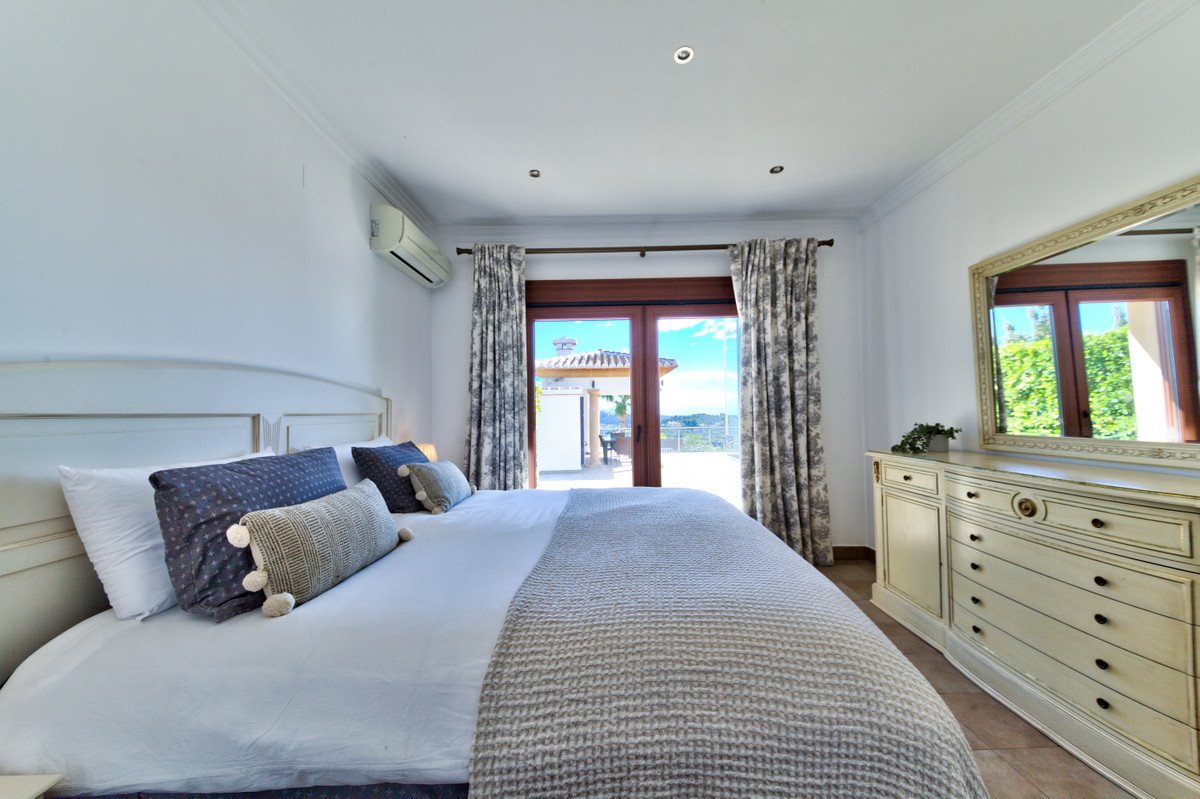 4 Bed Detached Villa in Moraira
