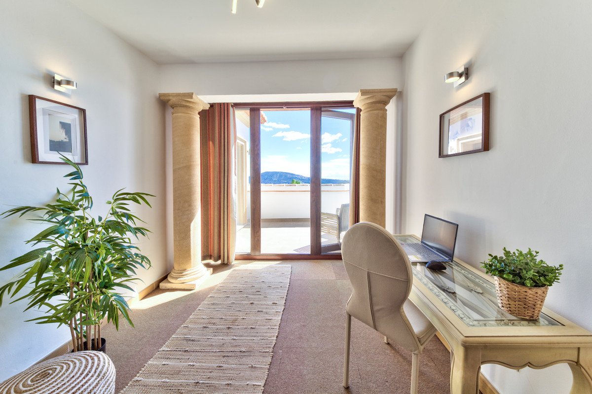 4 Bed Detached Villa in Moraira