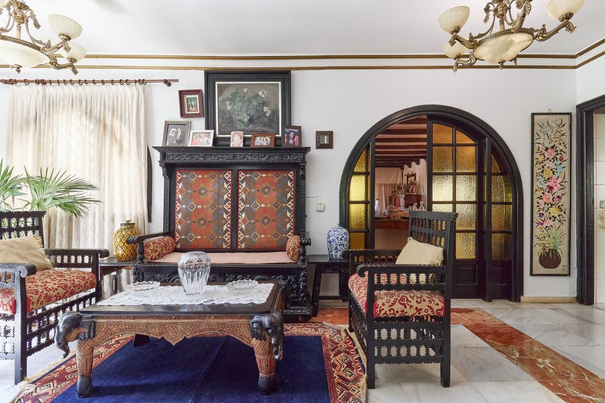8 Bed Detached Villa in Marbella