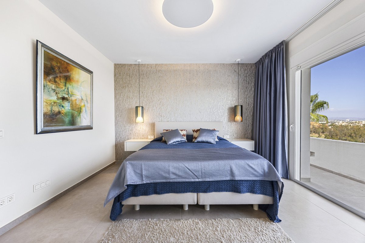 4 Bed Detached Villa in Benahavís