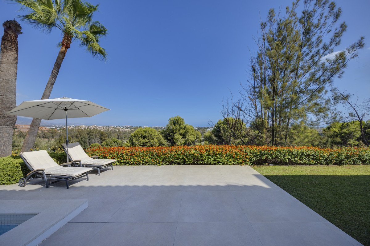 4 Bed Detached Villa in Benahavís