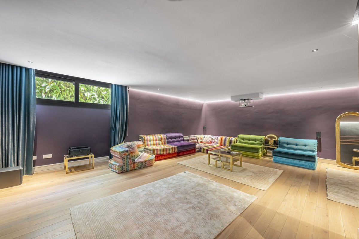 5 Bed Detached Villa in The Golden Mile