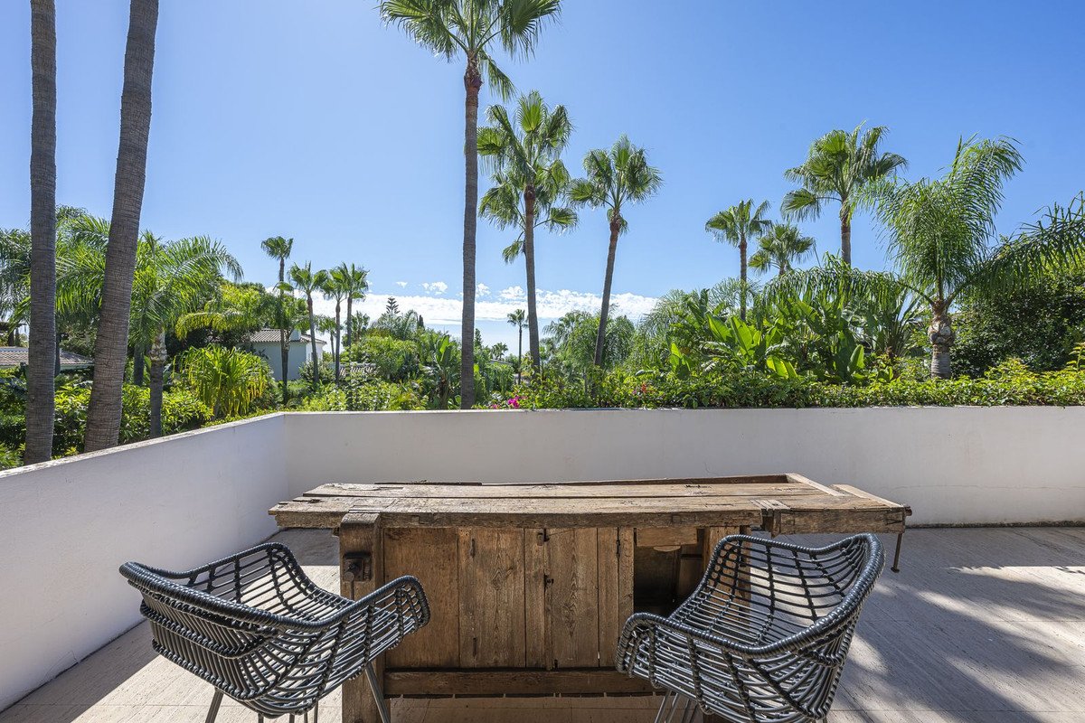 5 Bed Detached Villa in The Golden Mile