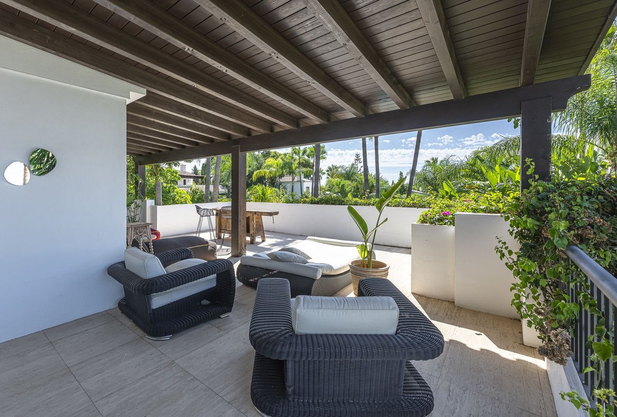 5 Bed Detached Villa in The Golden Mile