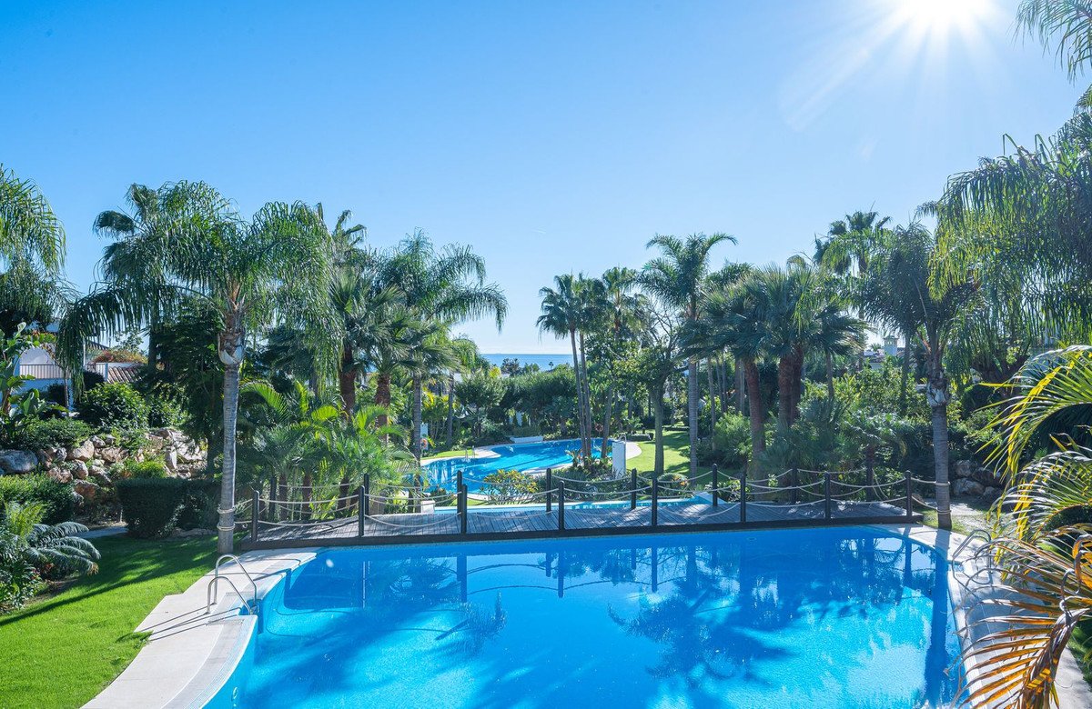 5 Bed Detached Villa in The Golden Mile