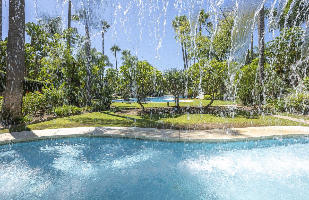 5 Bed Detached Villa in The Golden Mile