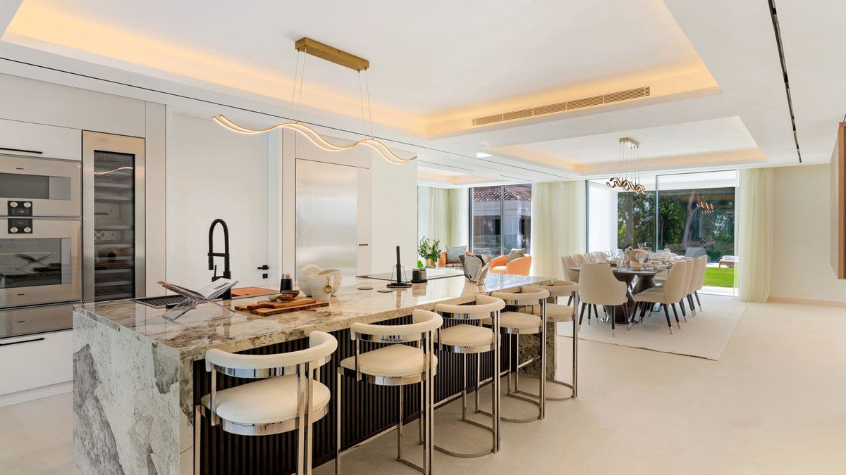 7 Bed Detached Villa in La Quinta
