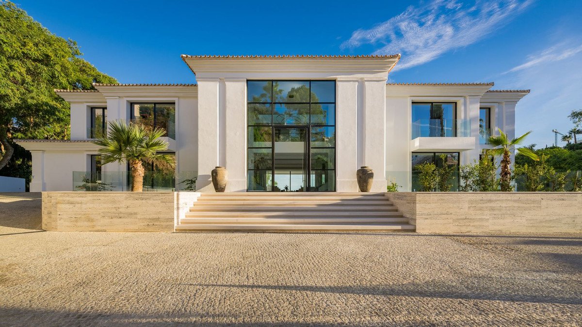 7 Bed Detached Villa in La Quinta