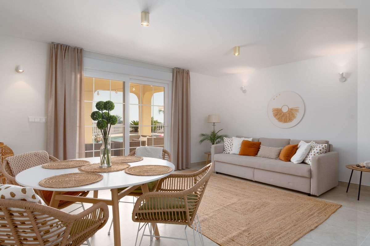 5 Bed Detached Villa in Torrequebrada