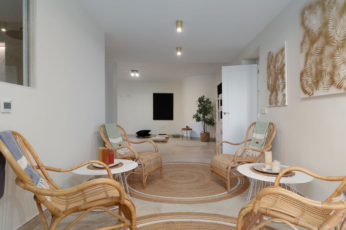 5 Bed Detached Villa in Torrequebrada