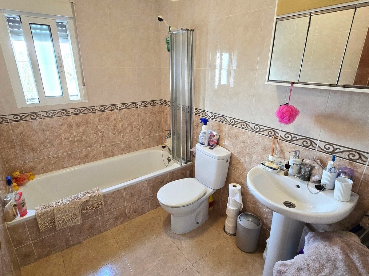 4 Bed Detached Villa in Albox
