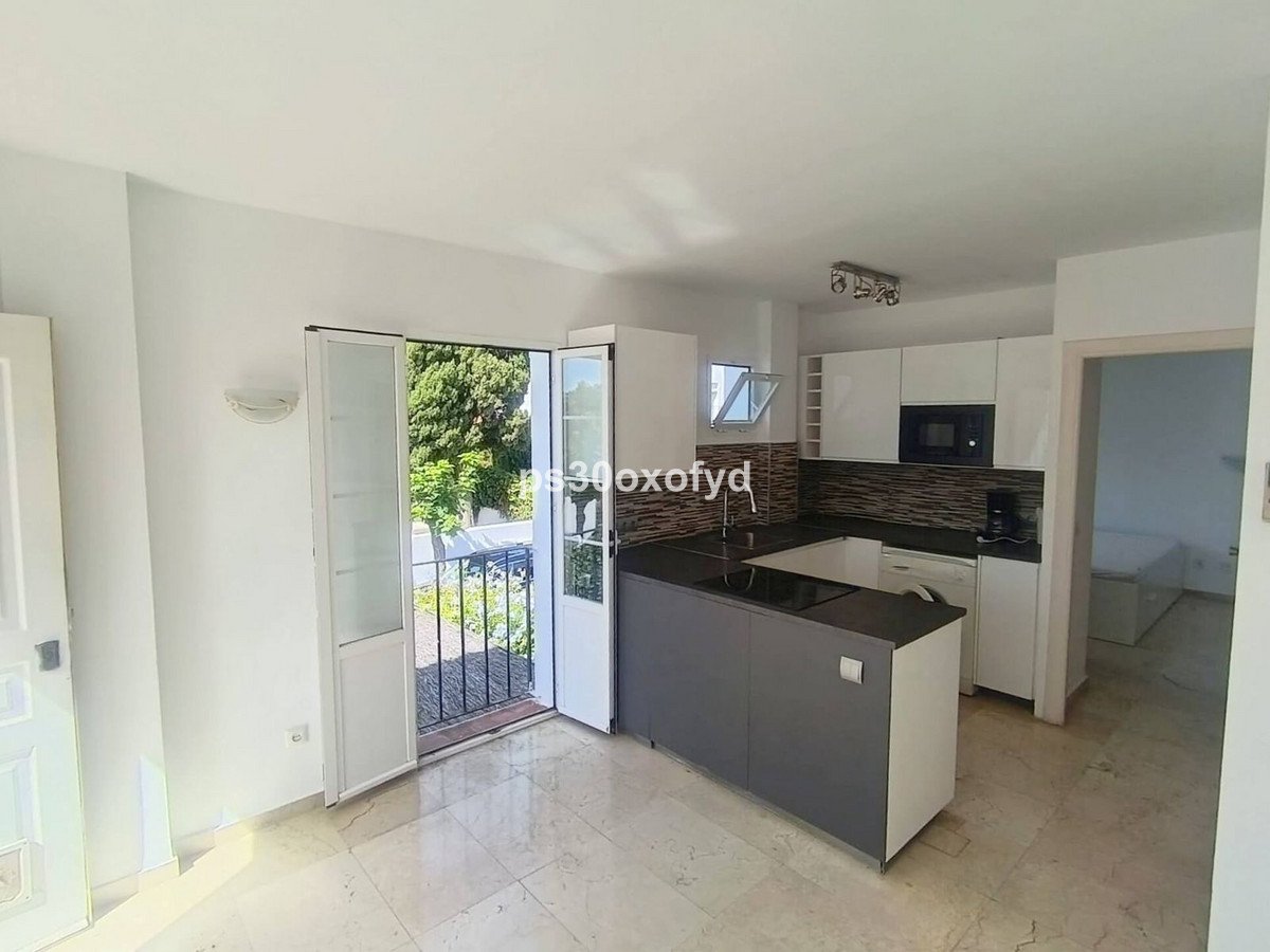 1 Bed Top Floor Apartment in Dos Hermanas