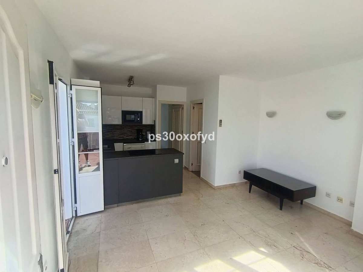 1 Bed Top Floor Apartment in Dos Hermanas