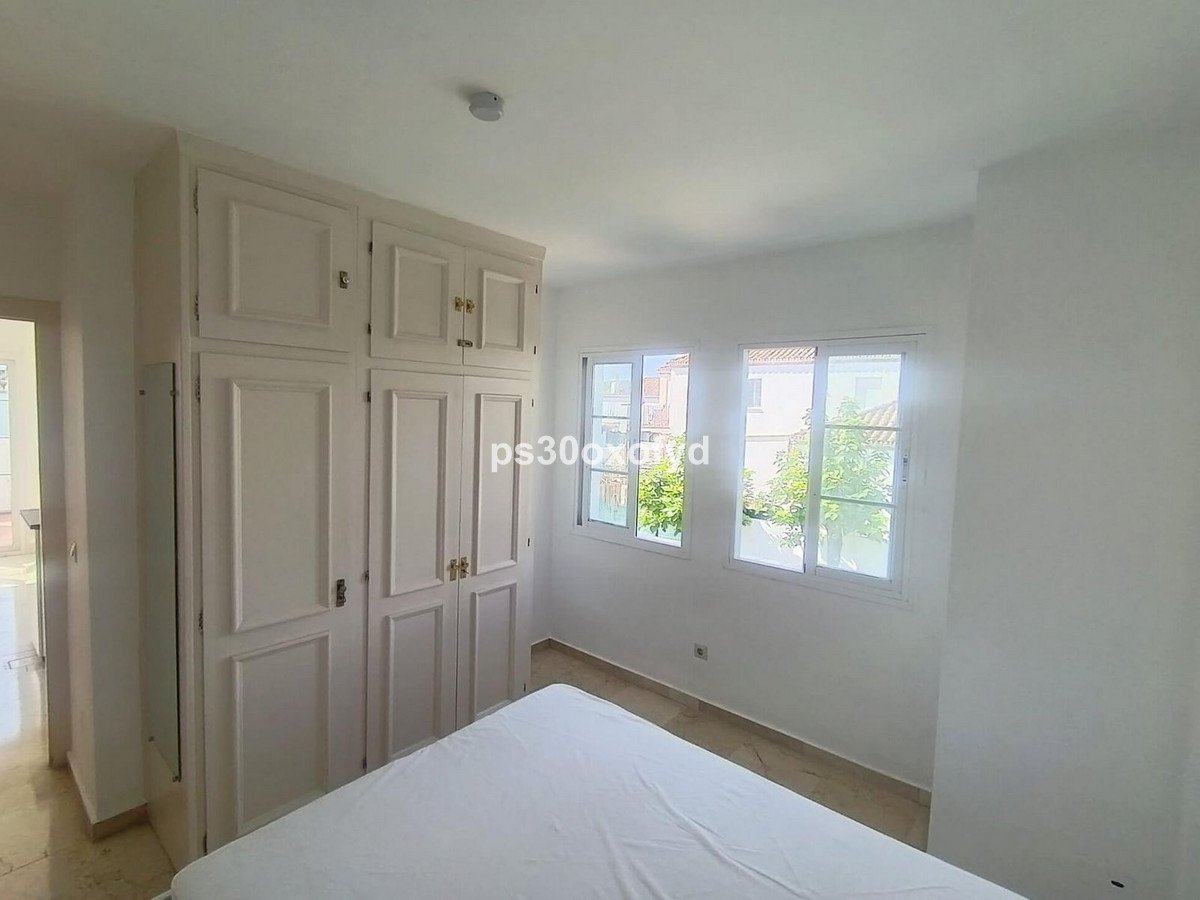 1 Bed Top Floor Apartment in Dos Hermanas