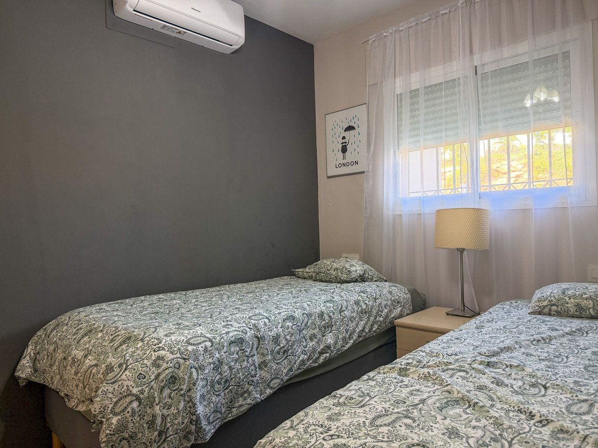 2 Bed Ground Floor Apartment in Calahonda
