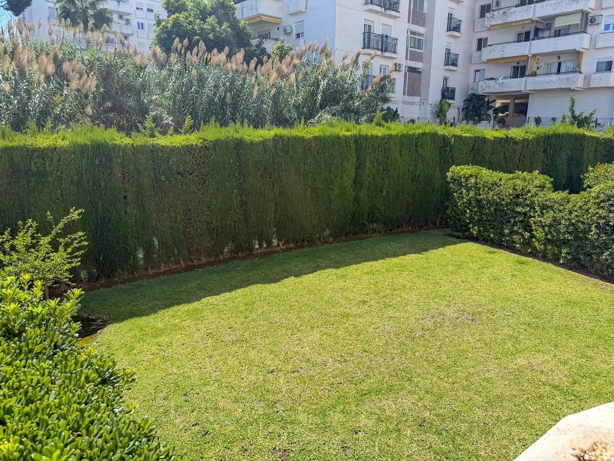 2 Bed Ground Floor Apartment in Calahonda