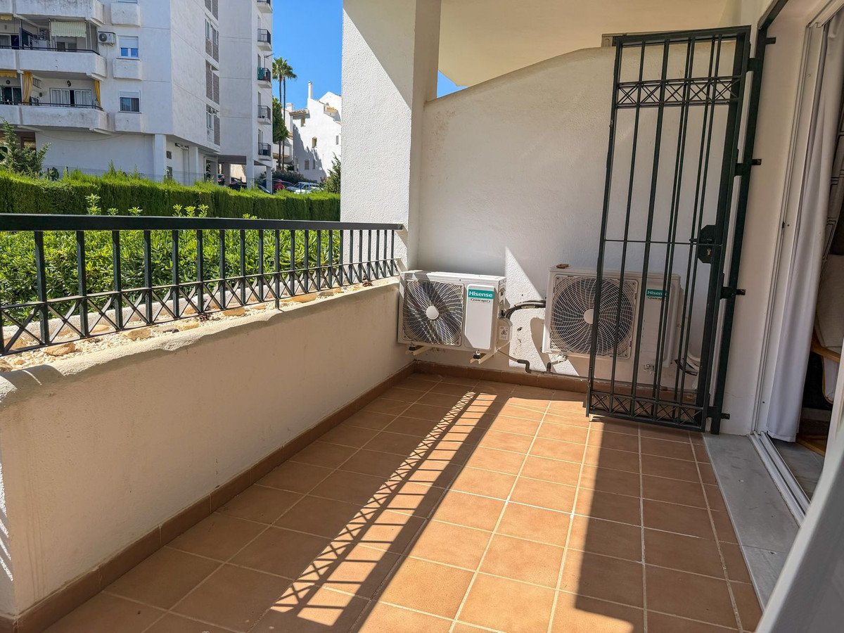 2 Bed Ground Floor Apartment in Calahonda