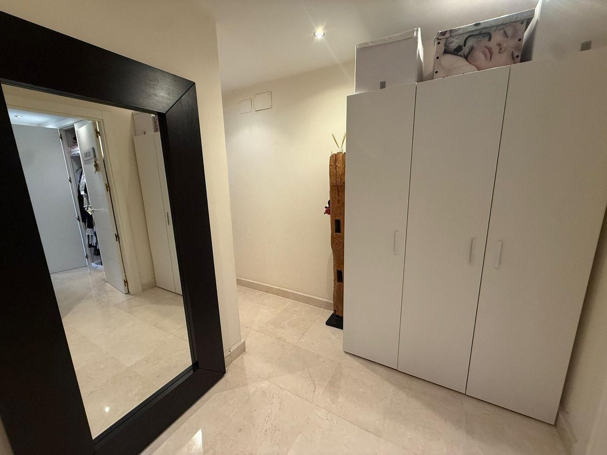 3 Bed Middle Floor Apartment in Benahavís