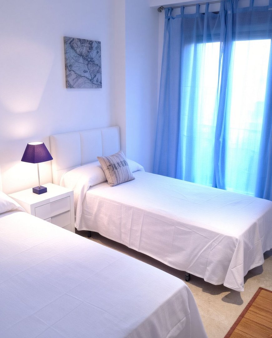 2 Bed Middle Floor Apartment in Sotogrande Marina