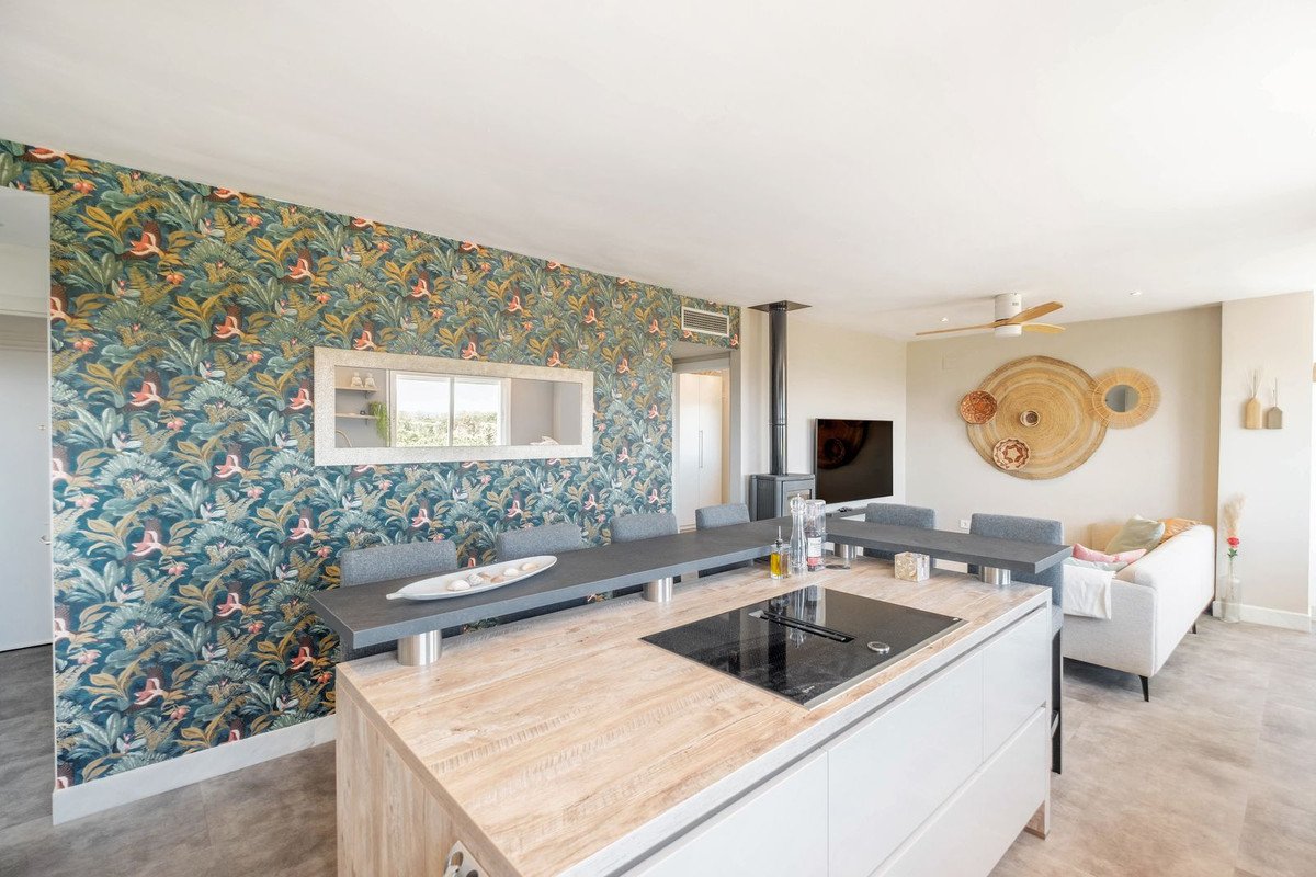 2 Bed Penthouse Duplex in Costabella