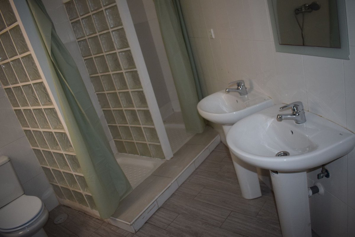 5 Bed Hotel in Málaga Centro