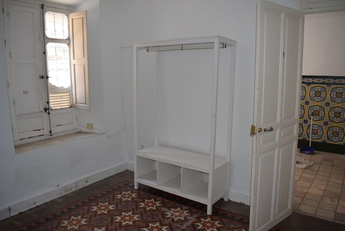 5 Bed Hotel in Málaga Centro