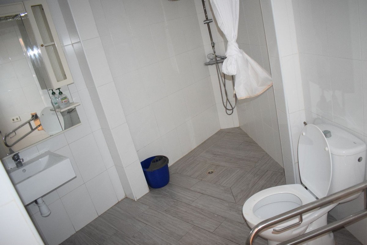 5 Bed Hotel in Málaga Centro