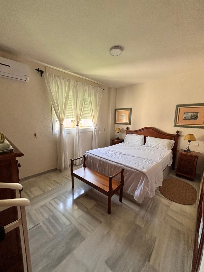 3 Bed Middle Floor Apartment in Marbella