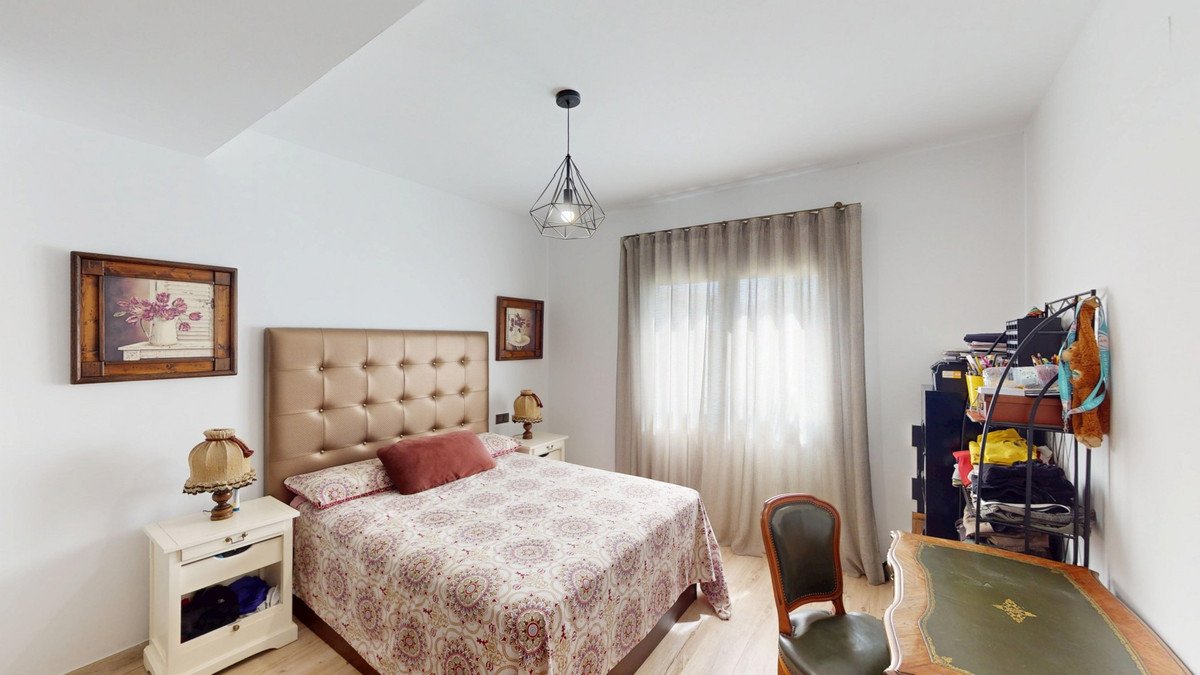4 Bed Detached Villa in Arenas