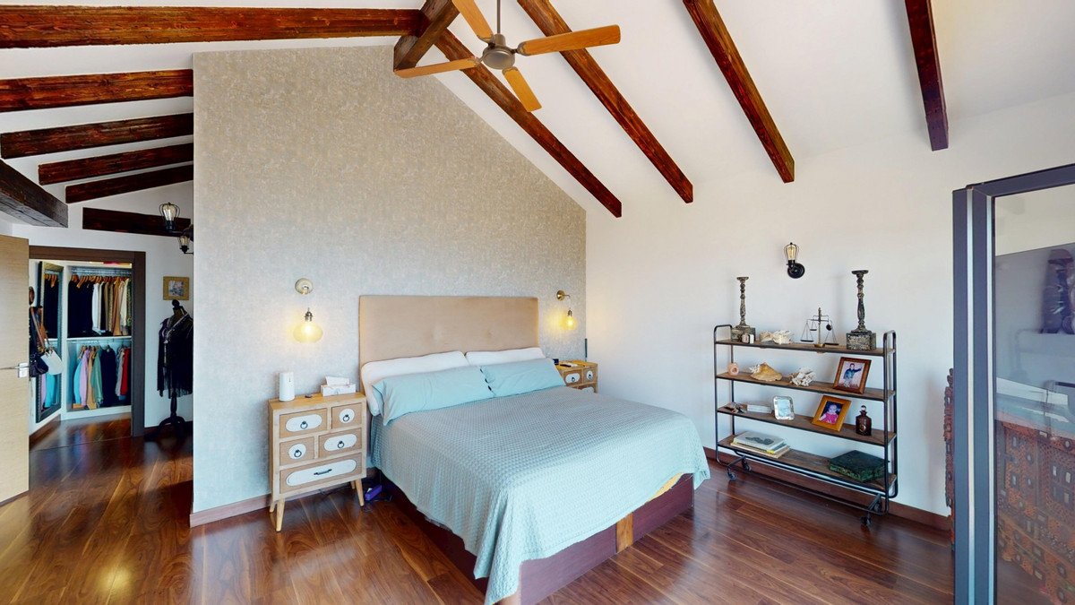 4 Bed Detached Villa in Arenas