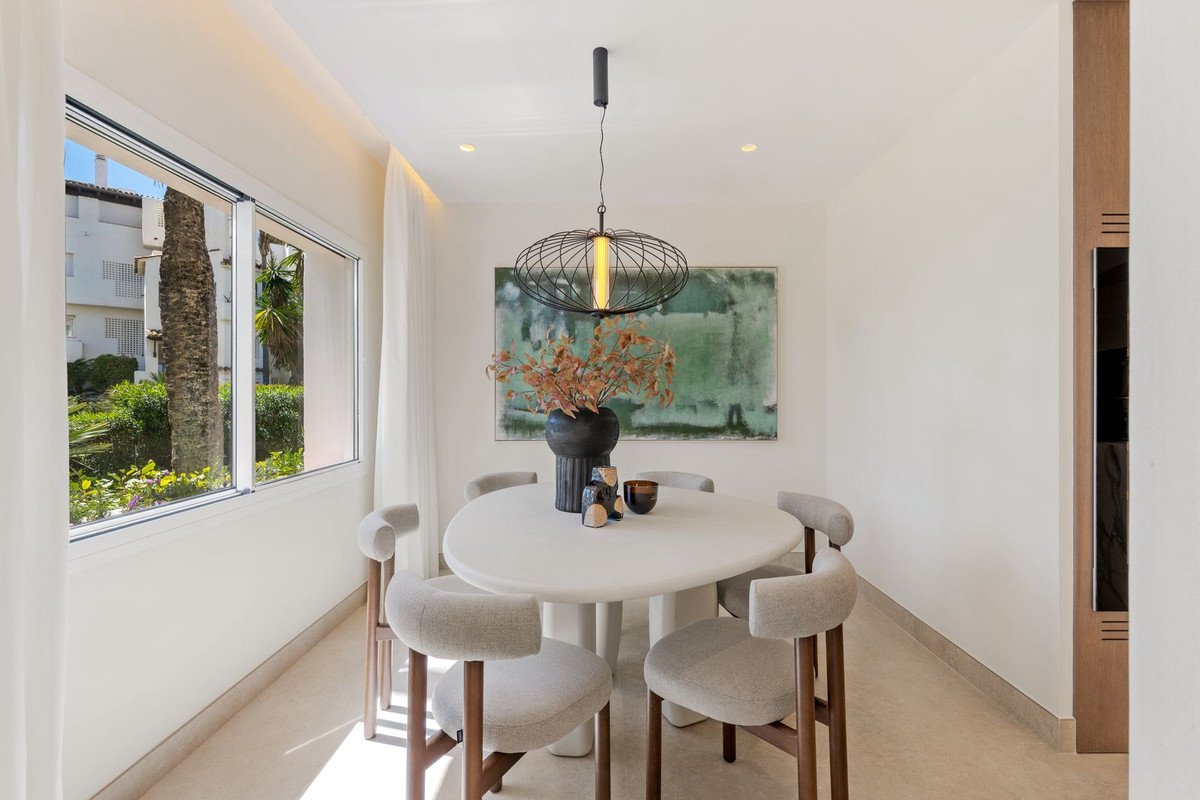 3 Bed Middle Floor Apartment in Costalita