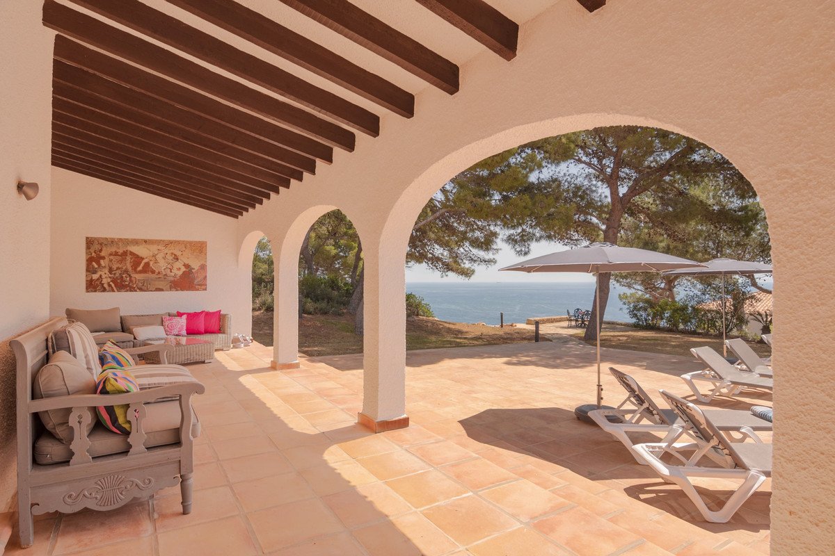 3 Bed Detached Villa in Javea