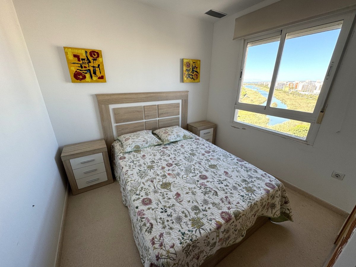 2 Bed Middle Floor Apartment in Guardamar del Segura