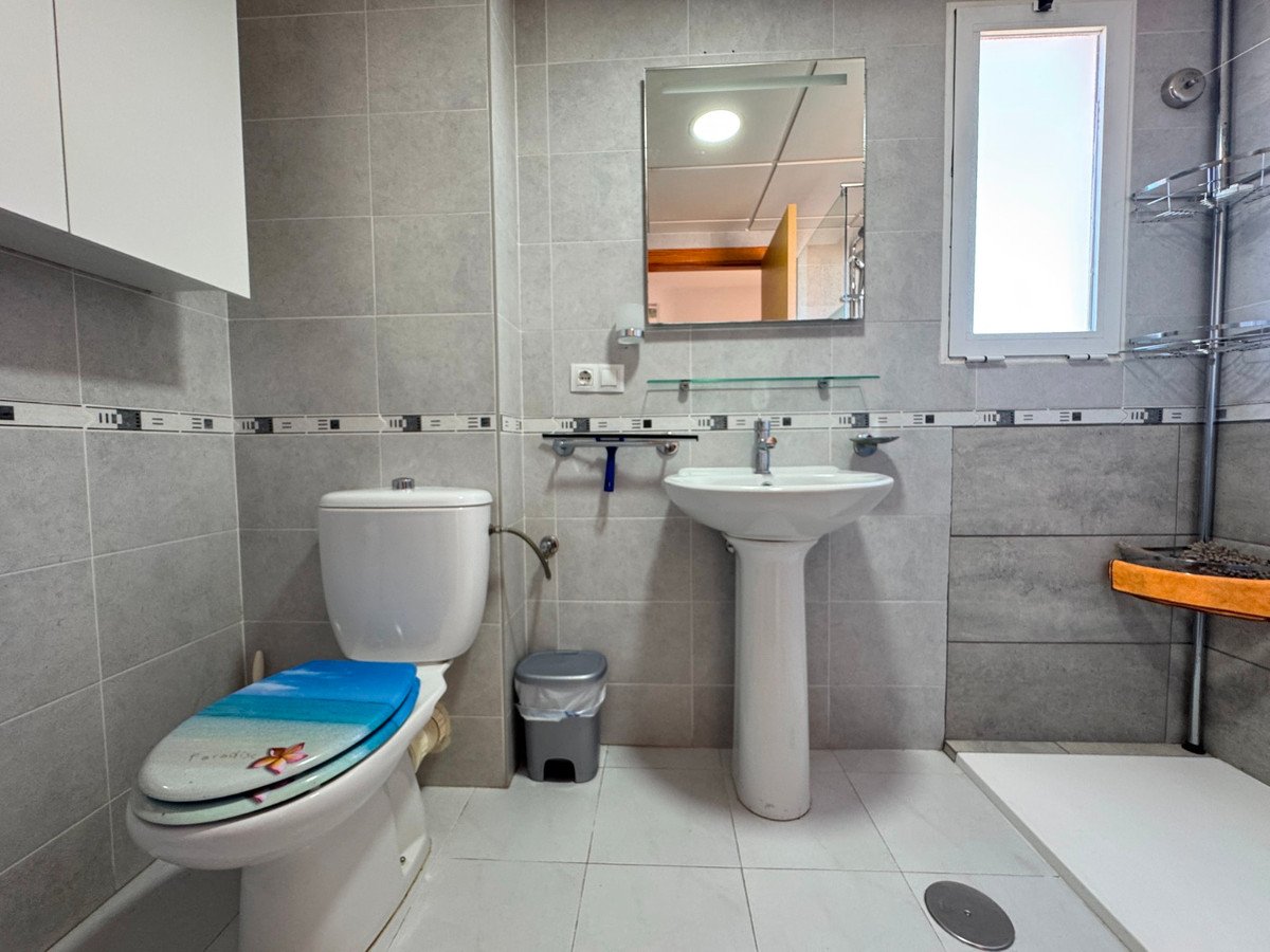 2 Bed Middle Floor Apartment in Guardamar del Segura