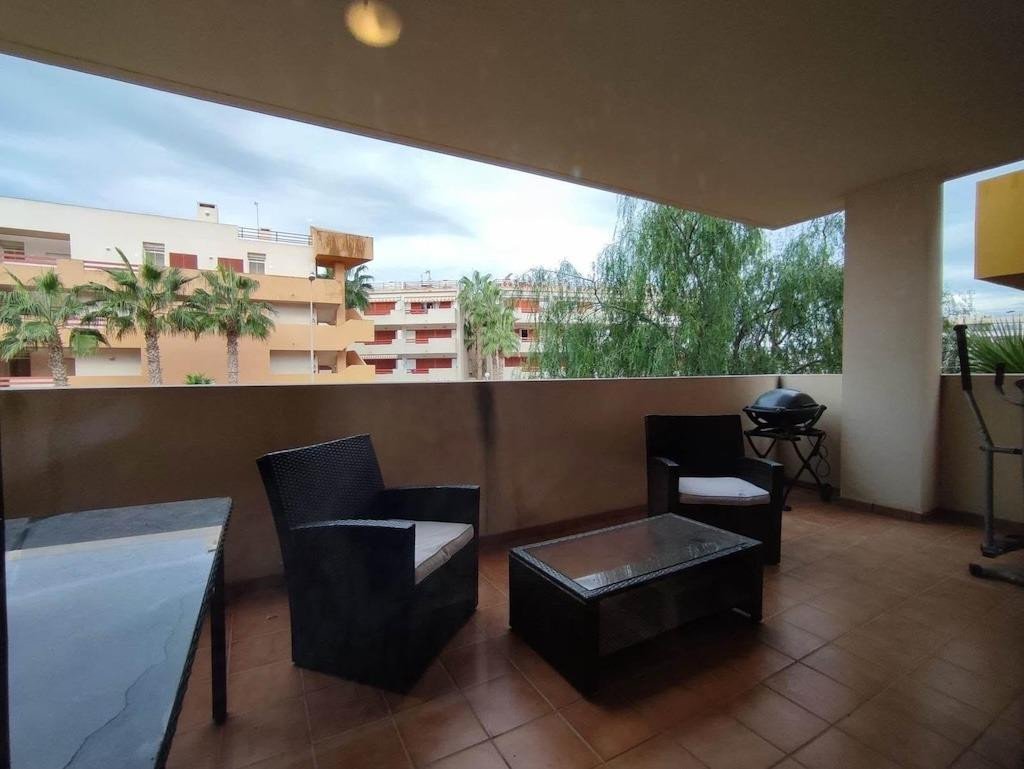 2 Bed Middle Floor Apartment in Punta Prima