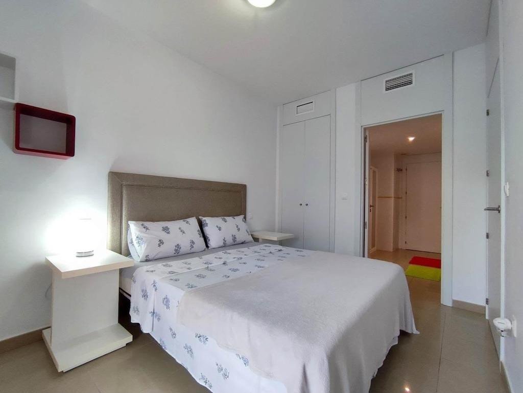 2 Bed Middle Floor Apartment in Punta Prima