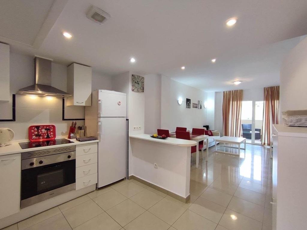 2 Bed Middle Floor Apartment in Punta Prima