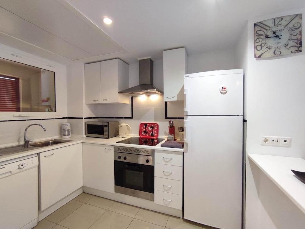 2 Bed Middle Floor Apartment in Punta Prima