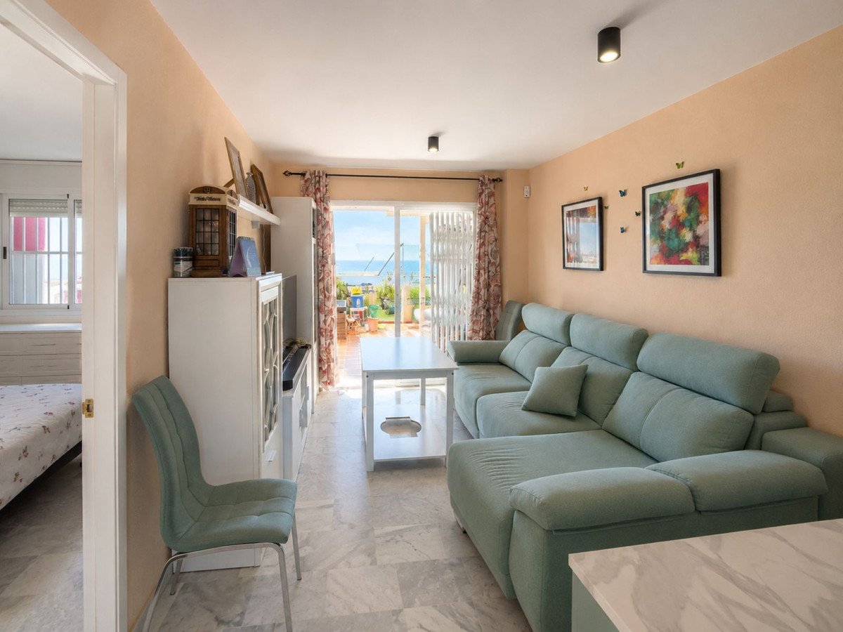 2 Bed Ground Floor Apartment in Casares Playa